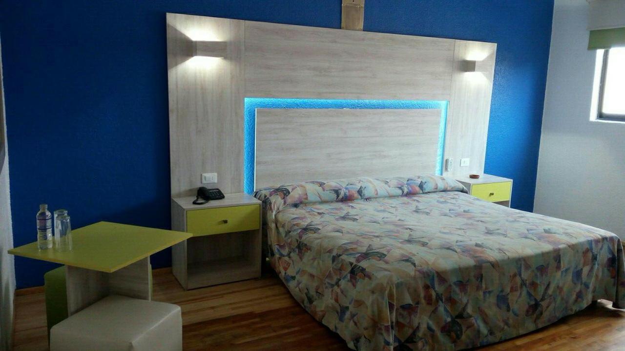 Hotel Gilbert Мехико Экстерьер фото